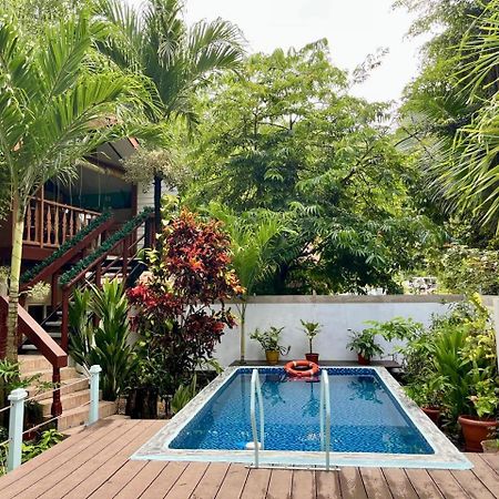 Belle Des Iles Bed & Breakfast La Digue Exterior photo