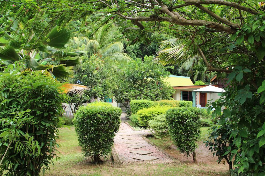Belle Des Iles Bed & Breakfast La Digue Exterior photo